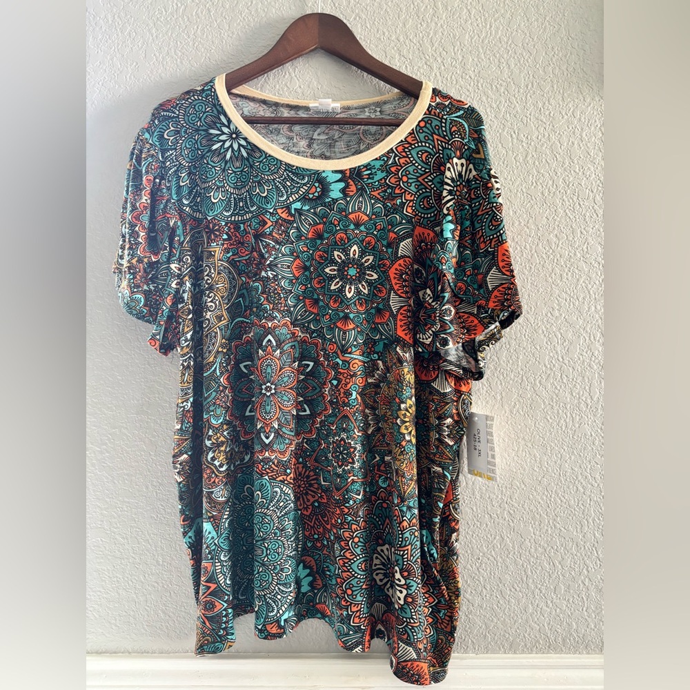LuLaRoe Olive Top 3XL – Mandala Floral Print